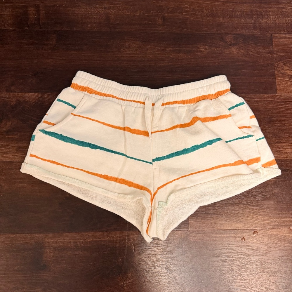 Roxy size Small Cream and Stripe color cotton short